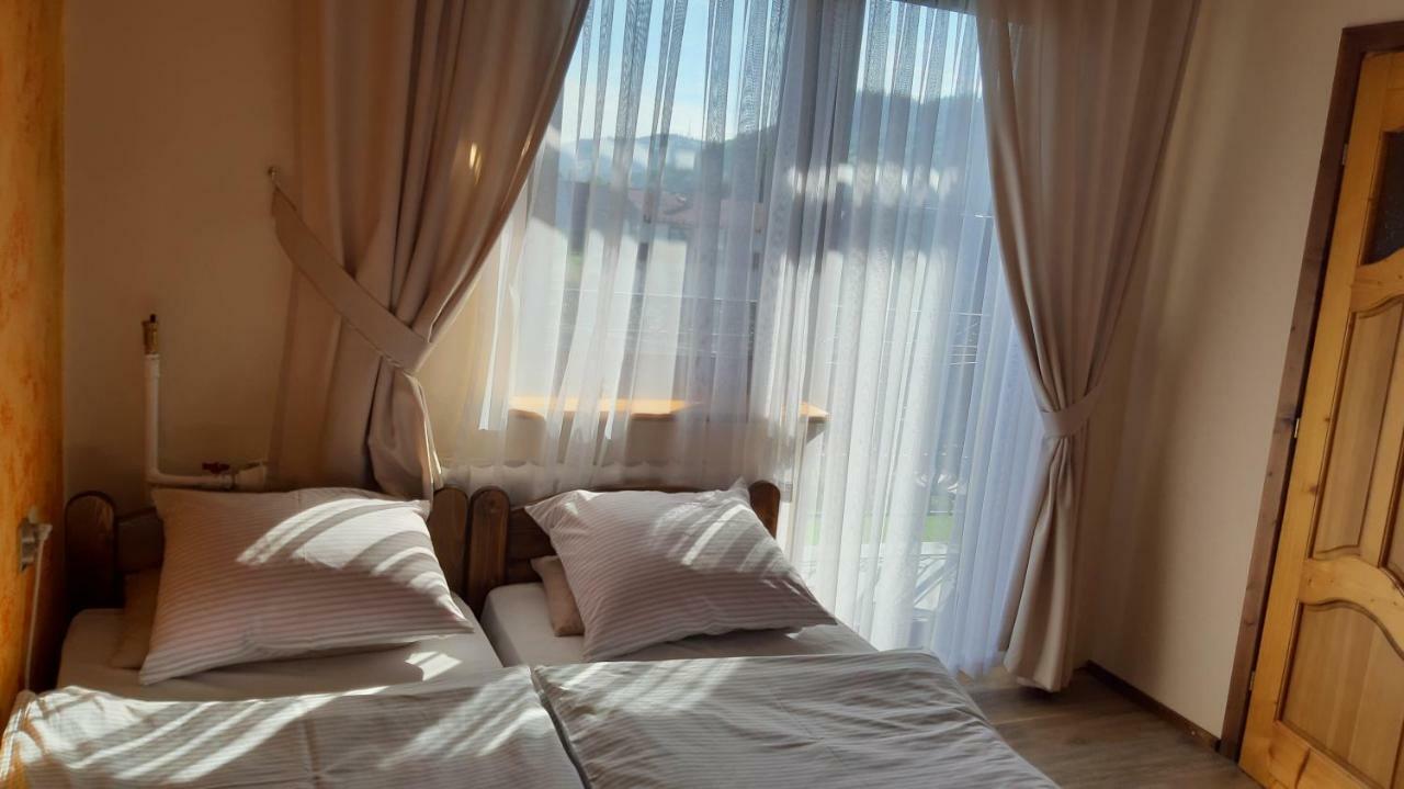Pokoje Goscinne Anna Poronin Ngoại thất bức ảnh